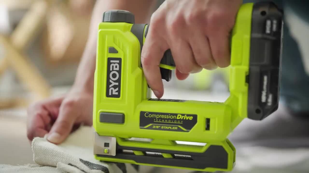 RYOBI 18 in. 40-Volt 2-in-1 Lithium-Ion Cordless Battery Walk Behind Push Mower with Two 4.0 Ah Batteries and Charger Included