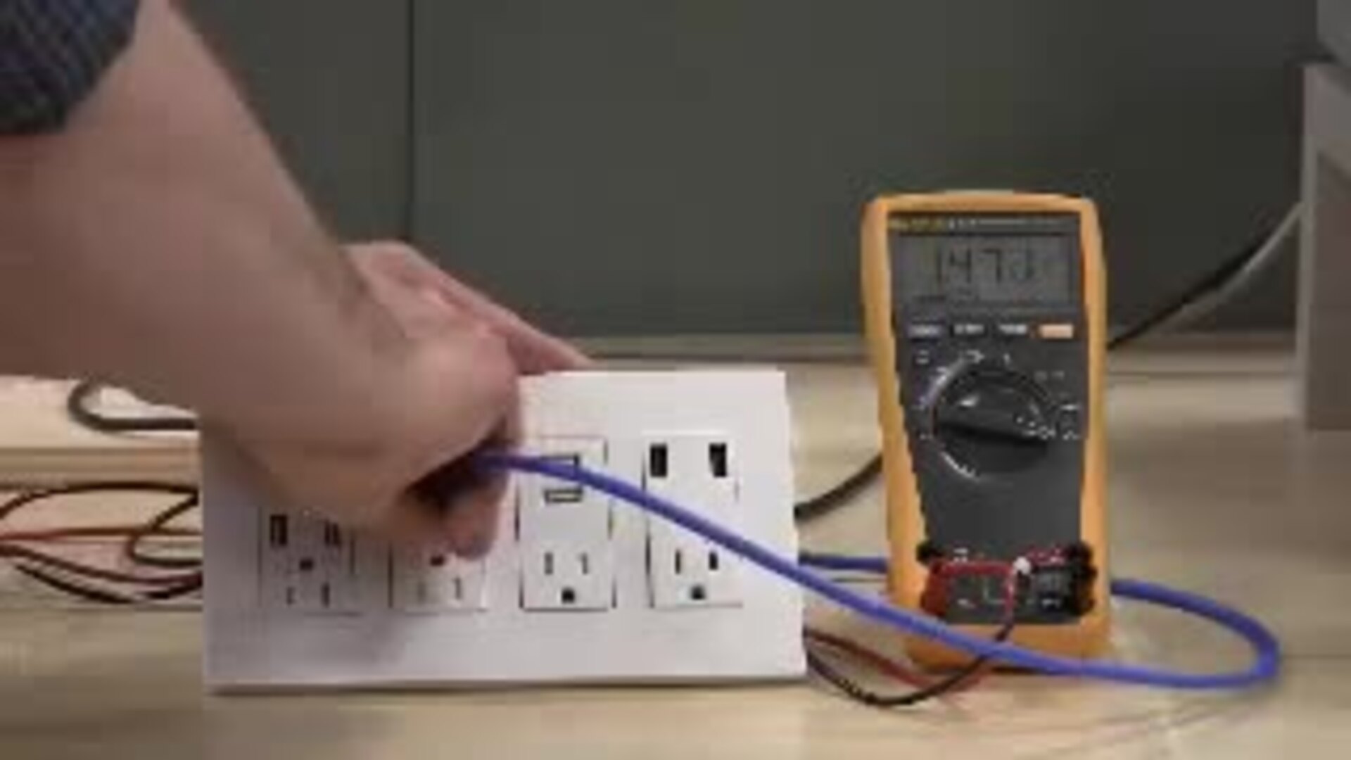 WDK Hubbell USB Charger vs Competition
