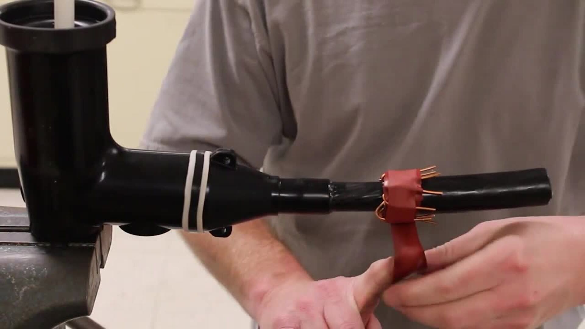 BURNDY CSJ Cold Seal Splice Kit Installation Video
