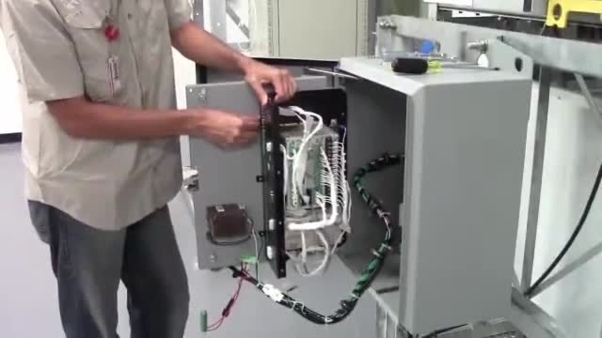 Retrofitting an SEL 351R2 with Beckwith M-7679