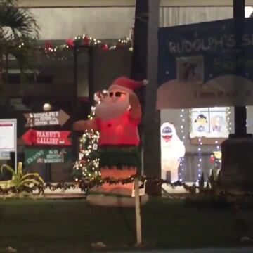 Photo of US Post Office - Honolulu, HI, US. Hula dancing Santa at da Post Office