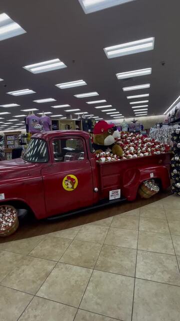 Buc-ee’s - Gas Station At 4155 N General Bruce Dr, Temple, Texas - 1757 