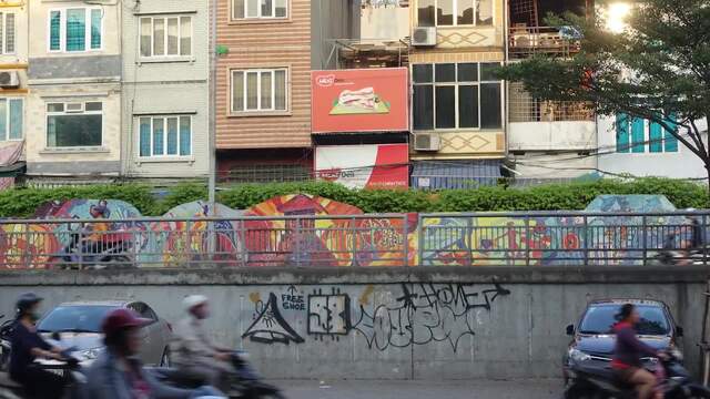 Vietnam: Hanoi and the Art of Street Crossing — Tasting Page