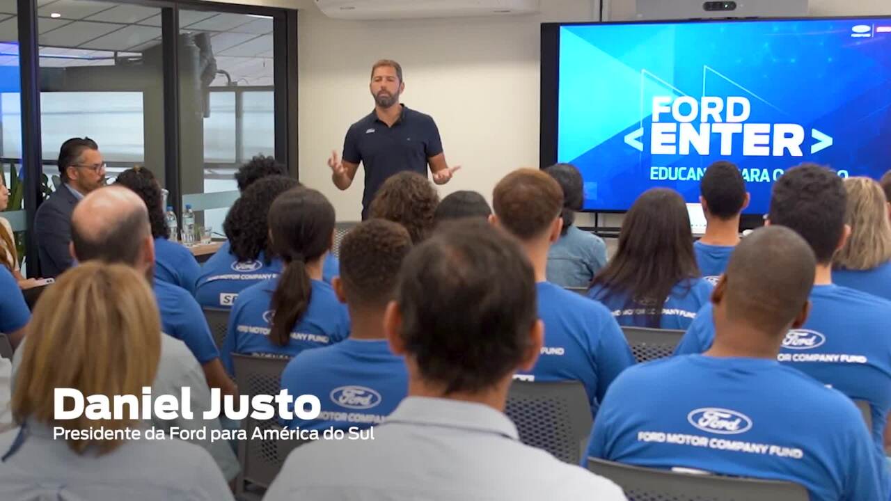 Ford oferece curso de tecnologia para pessoas de baixa renda