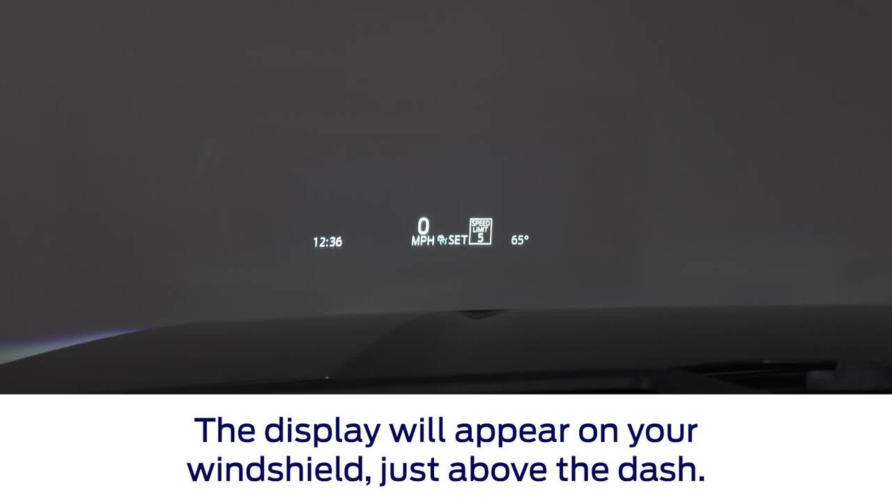 HOW TO USE THE HEAD-UP DISPLAY IN THE FORD SUPER DUTY® TRUCK