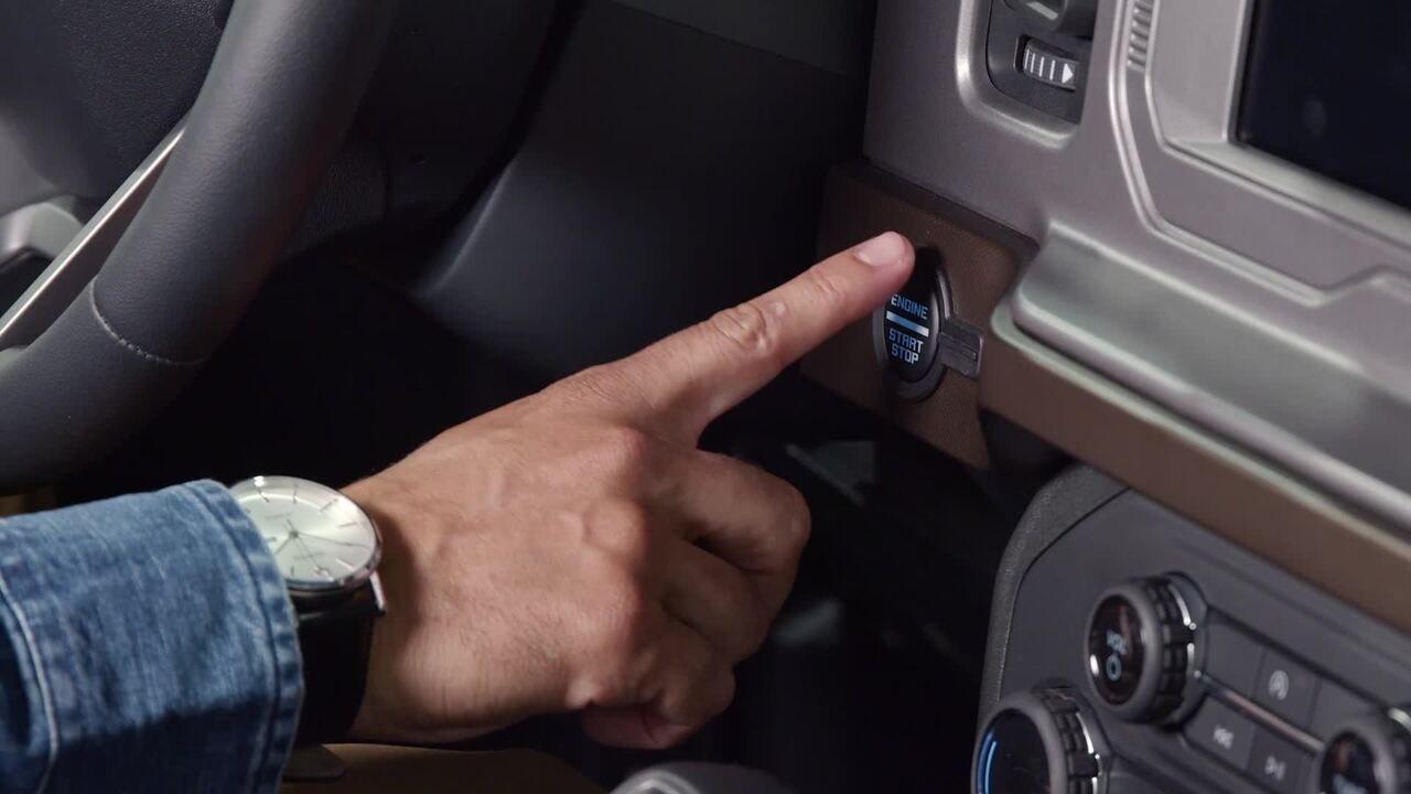 ENTRY FEATURES FOR YOUR Bronco™ SUV