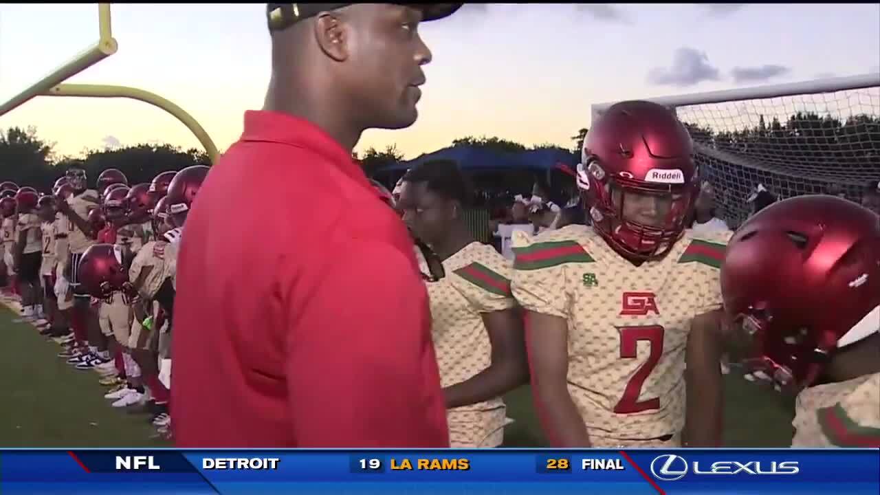 Former South Florida Football Star Willie Williams Shares His Journey As Coach Personal Trainer Mentor Wsvn 7news Miami News Weather Sports Fort Lauderdale