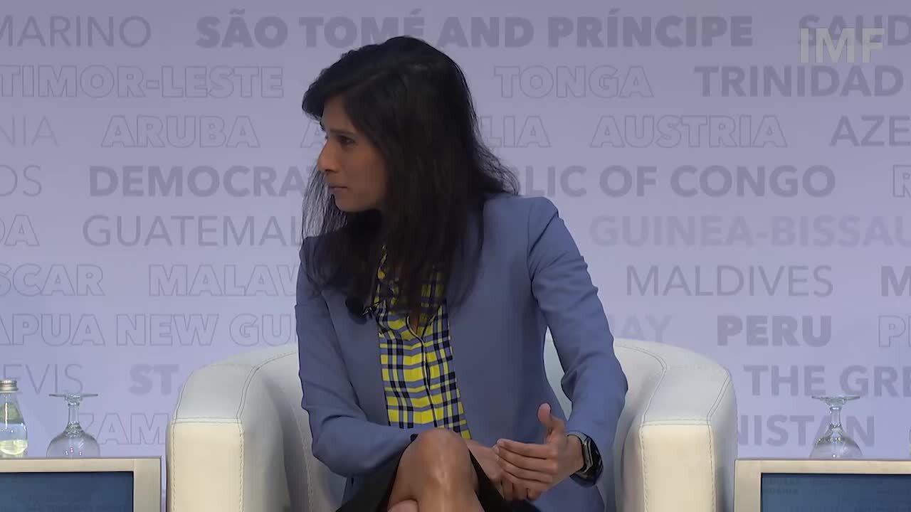 Gita Gopinath, Rosanna Costa, Ricardo Reis, François Villeroy de Galhau, Moderator: Julia Chatterley