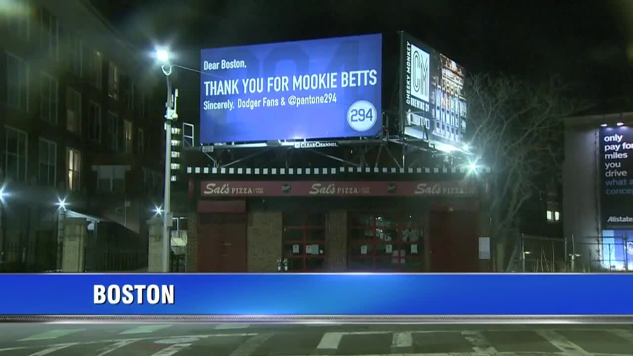 Los Angeles Dodgers fans buy sign at Fenway Park thanking Boston