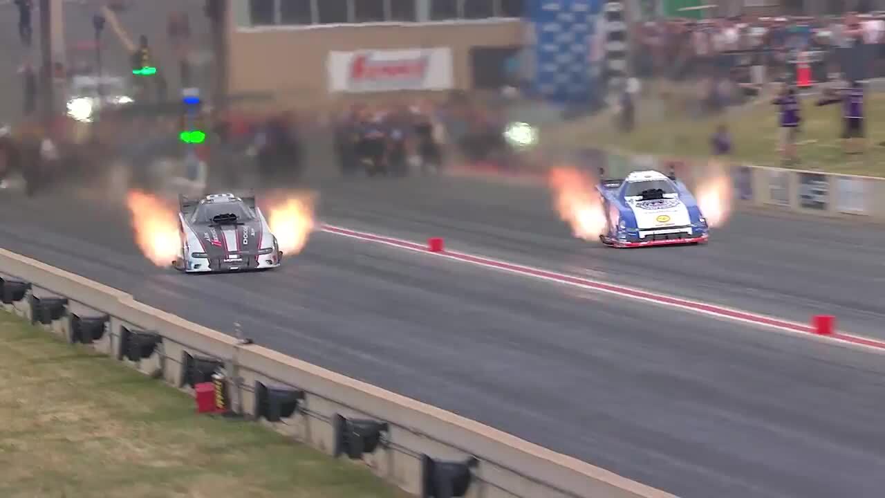 NHRA Friday Qualifying Mile-High Nationals: Tony Stewart Racing's Leah  Pruett, Matt Hagan Lead