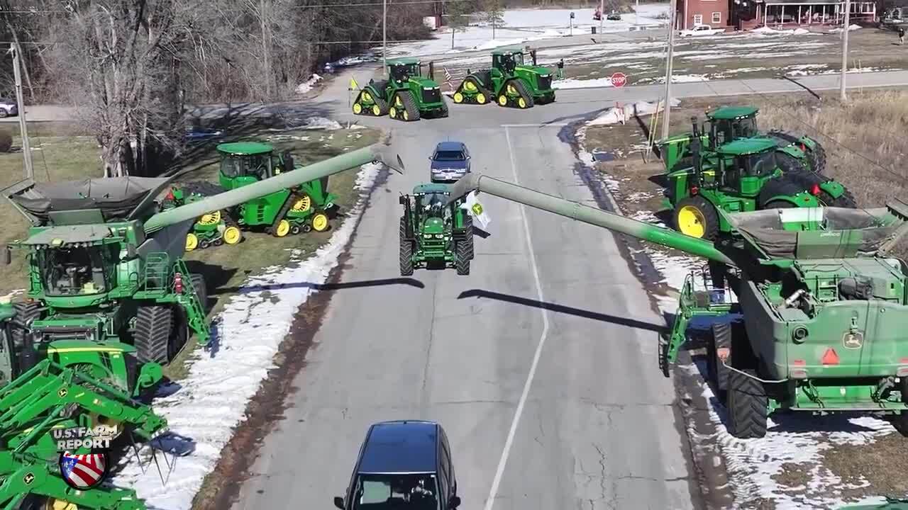 Touching Tractor Tribute: Farmers Bid Farewell to a Local John Deere Technician Who Was a Loyal Lifeline in the Field