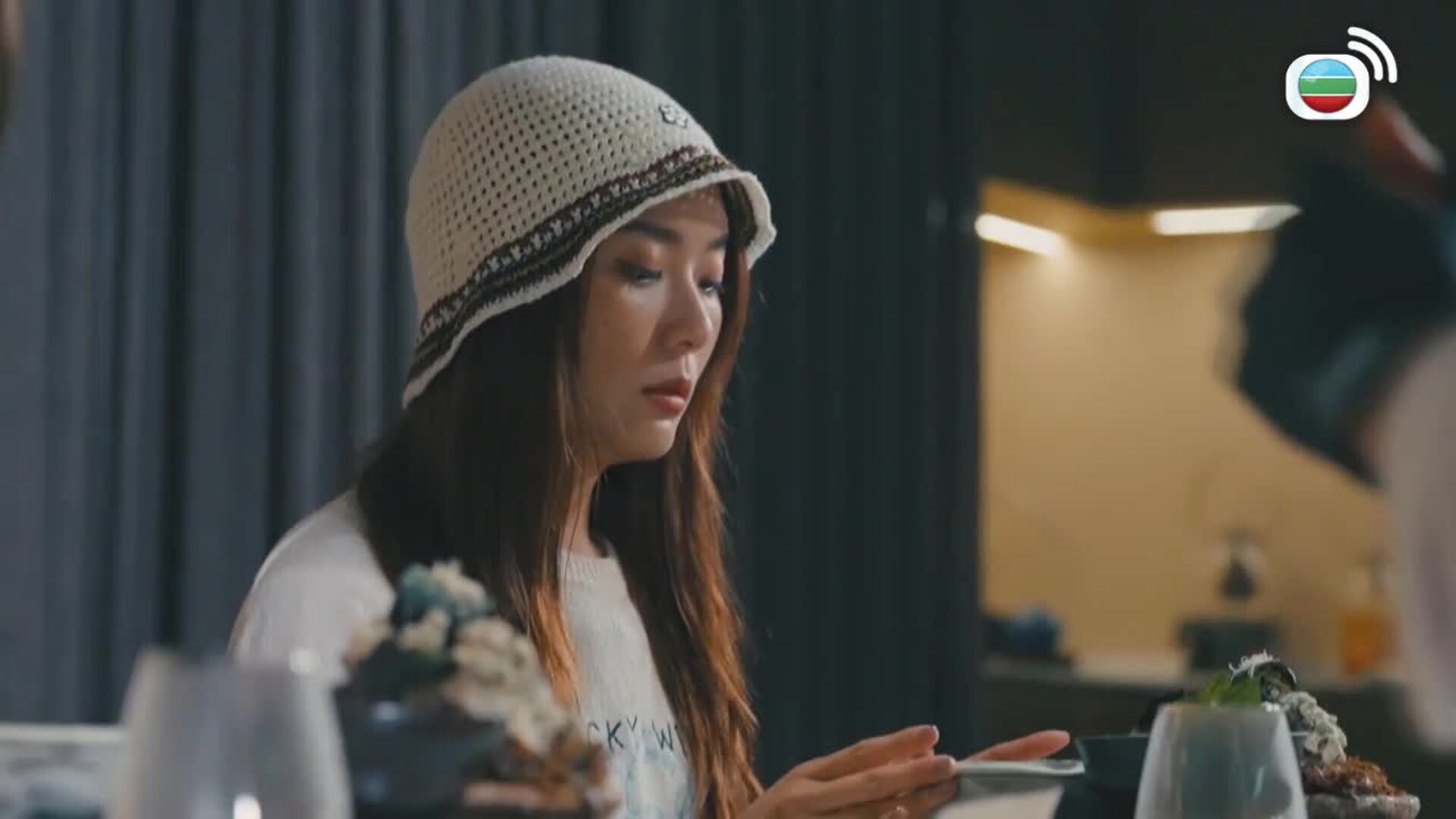 尋歡作樂的姐姐-Sis And The Tempting Cities