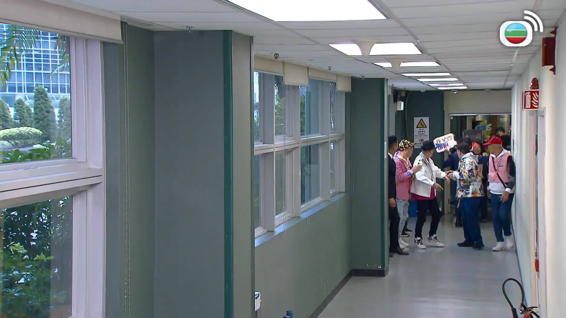 愛．回家之開心速遞 (25)-Lo And Behold (25)