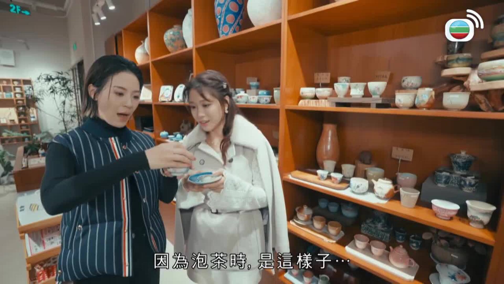 尋歡作樂的姐姐-Sis And The Tempting Cities