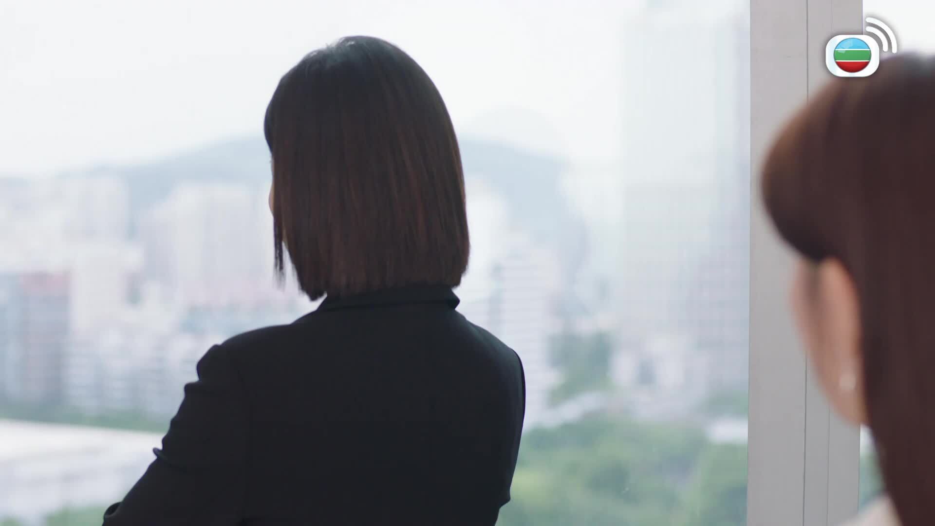 Bà Hoàng Cự Tháp-巨塔之后