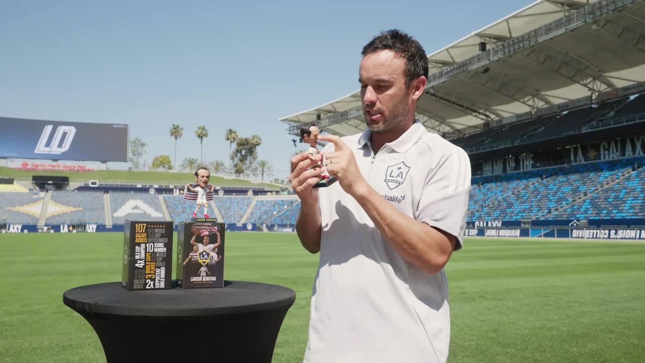 Landon Donovan Bobblehead Reaction | LA Galaxy