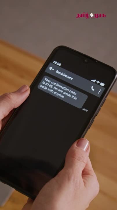 மூத்தோரைக் குறிவைக்கும் வாட்ஸ்அப் மோசடி; காவல்துறை எச்சரிக்கை  