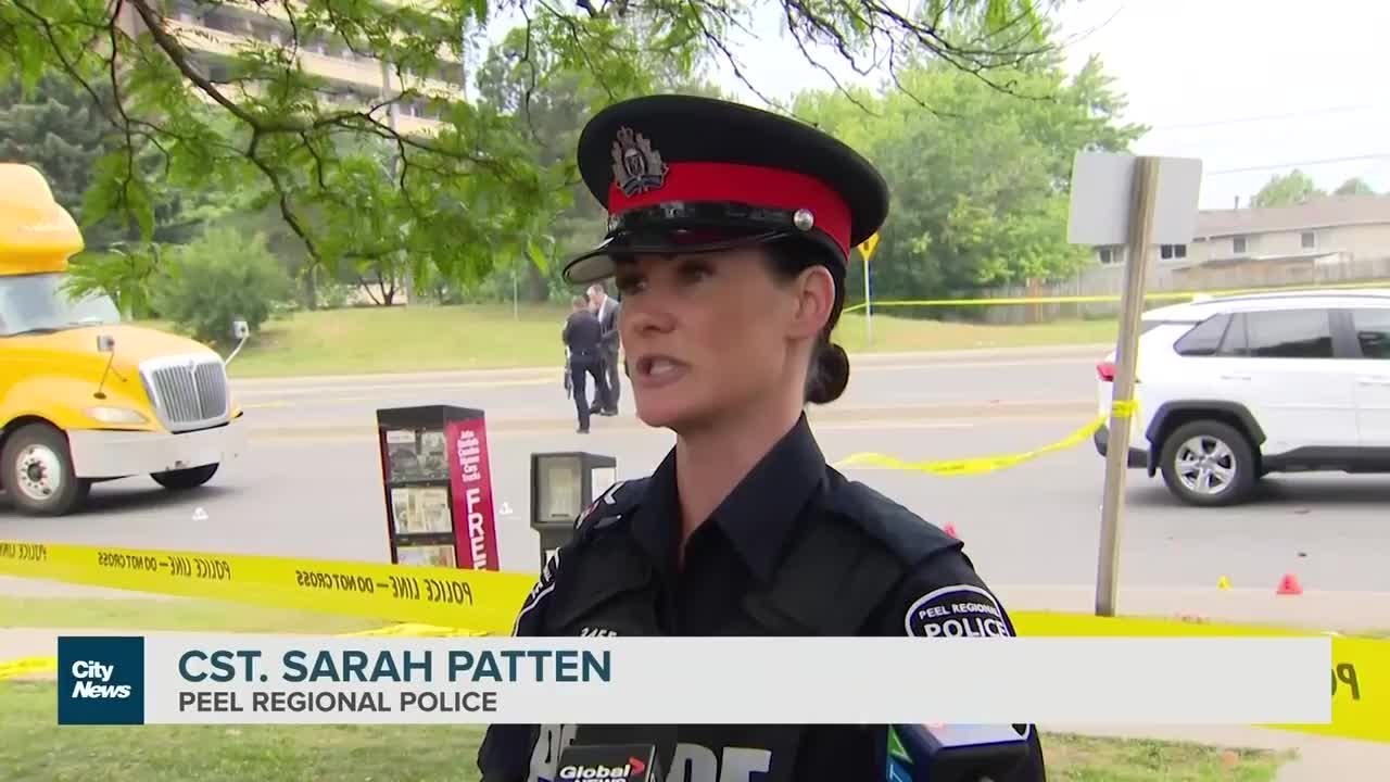 Woman dead after 8-vehicle crash in Mississauga