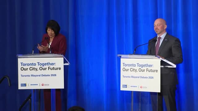 Chow takes jab at Bradford: 'Only thing you've ever changed is your mind'