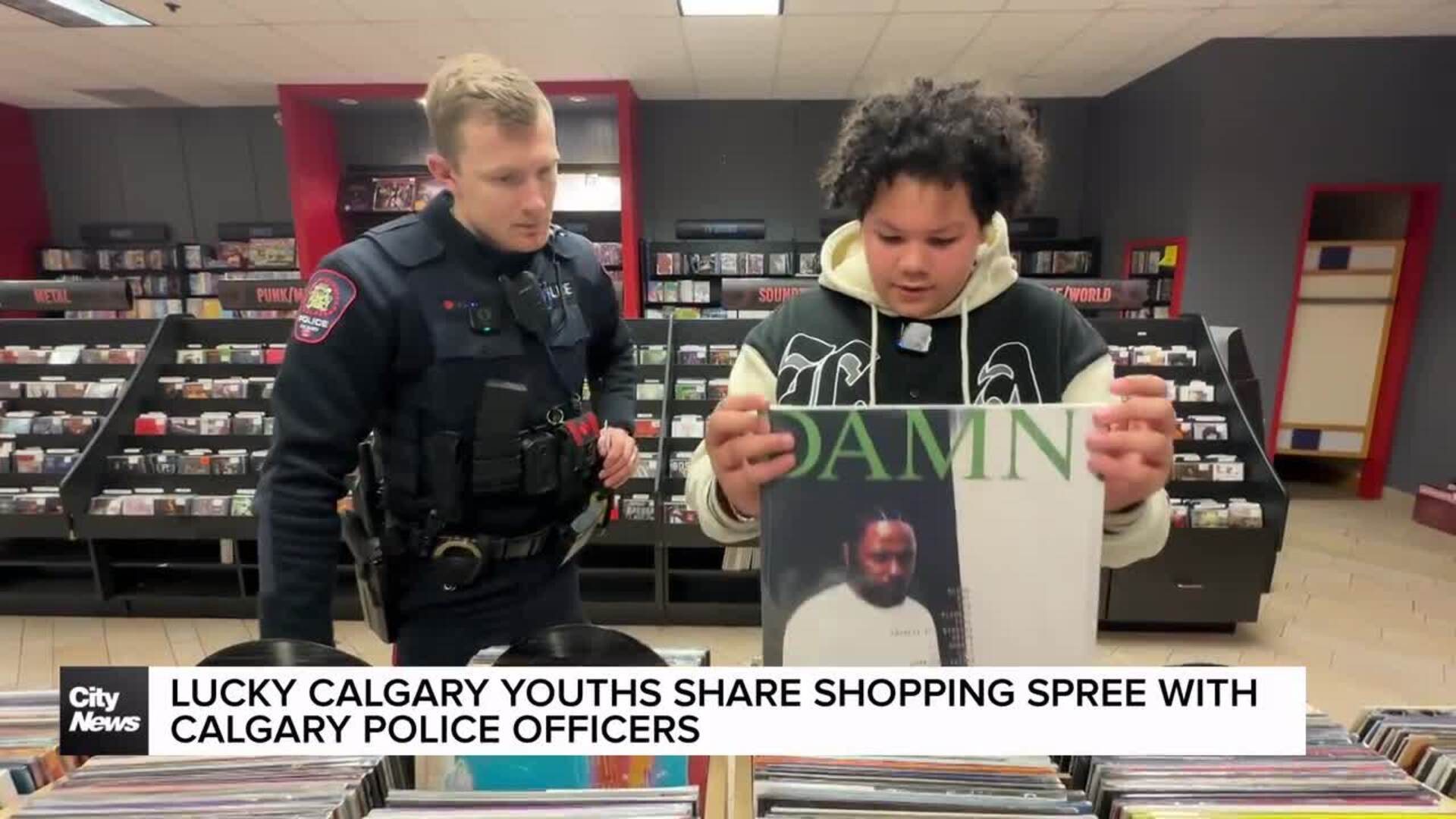 Lucky Calgary youths share shopping spree with Calgary police officers