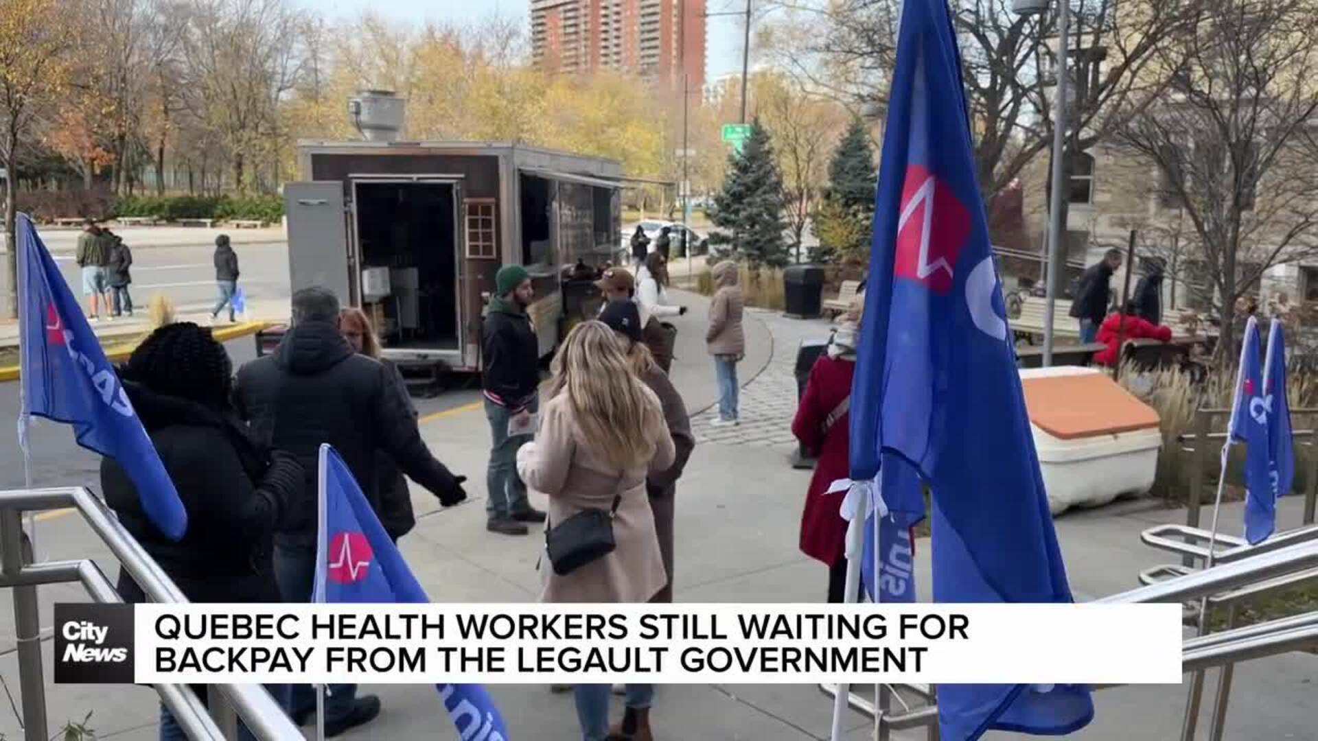 Quebec health workers still waiting for backpay from government