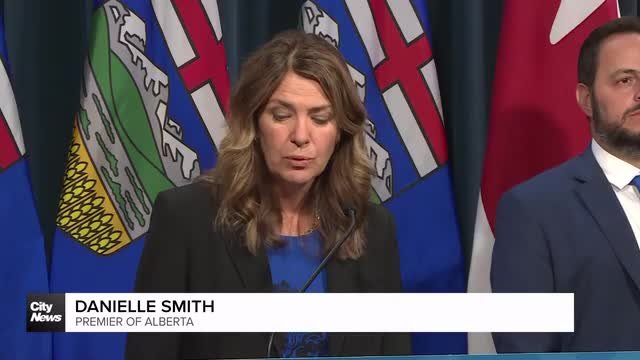 Rally opposing Alberta’s dual-practice health care model in Edmonton
