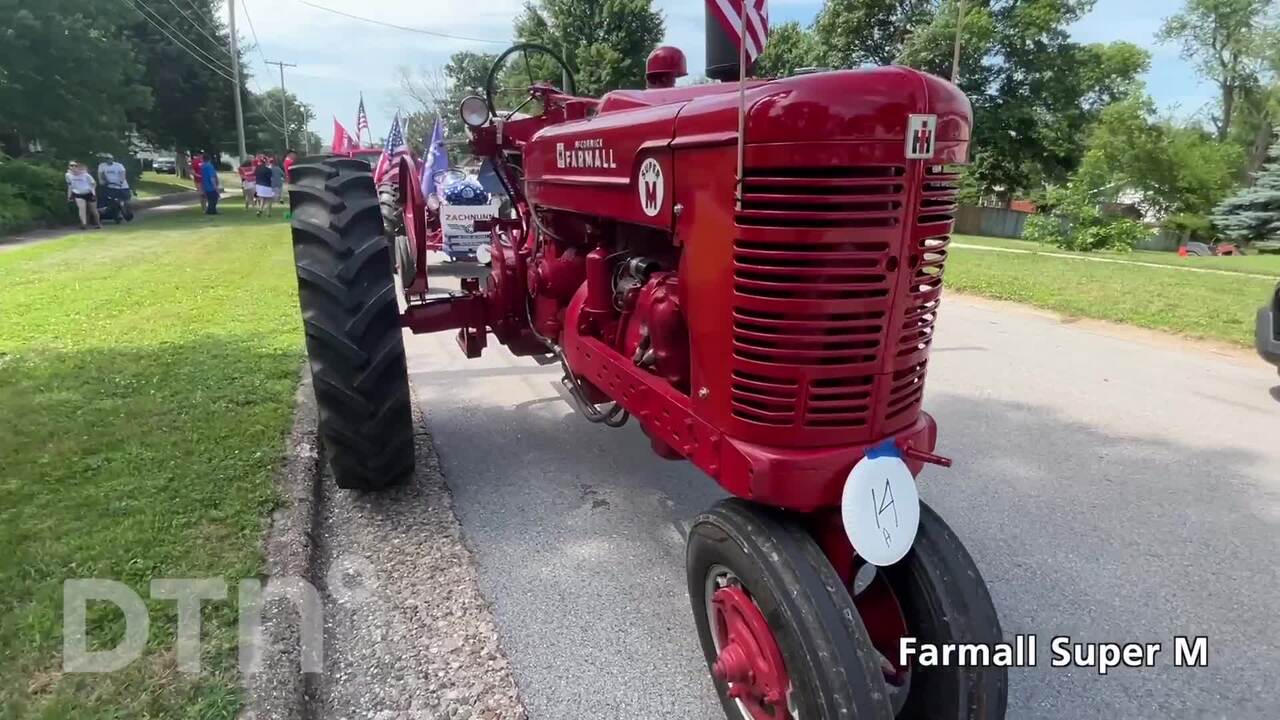 Restored 1953 Farmall Super M, Three Generations of Central Iowa Farming