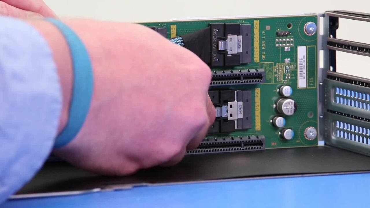 PowerEdge R750xaのパドル カードを交換する方法 | Dell 日本