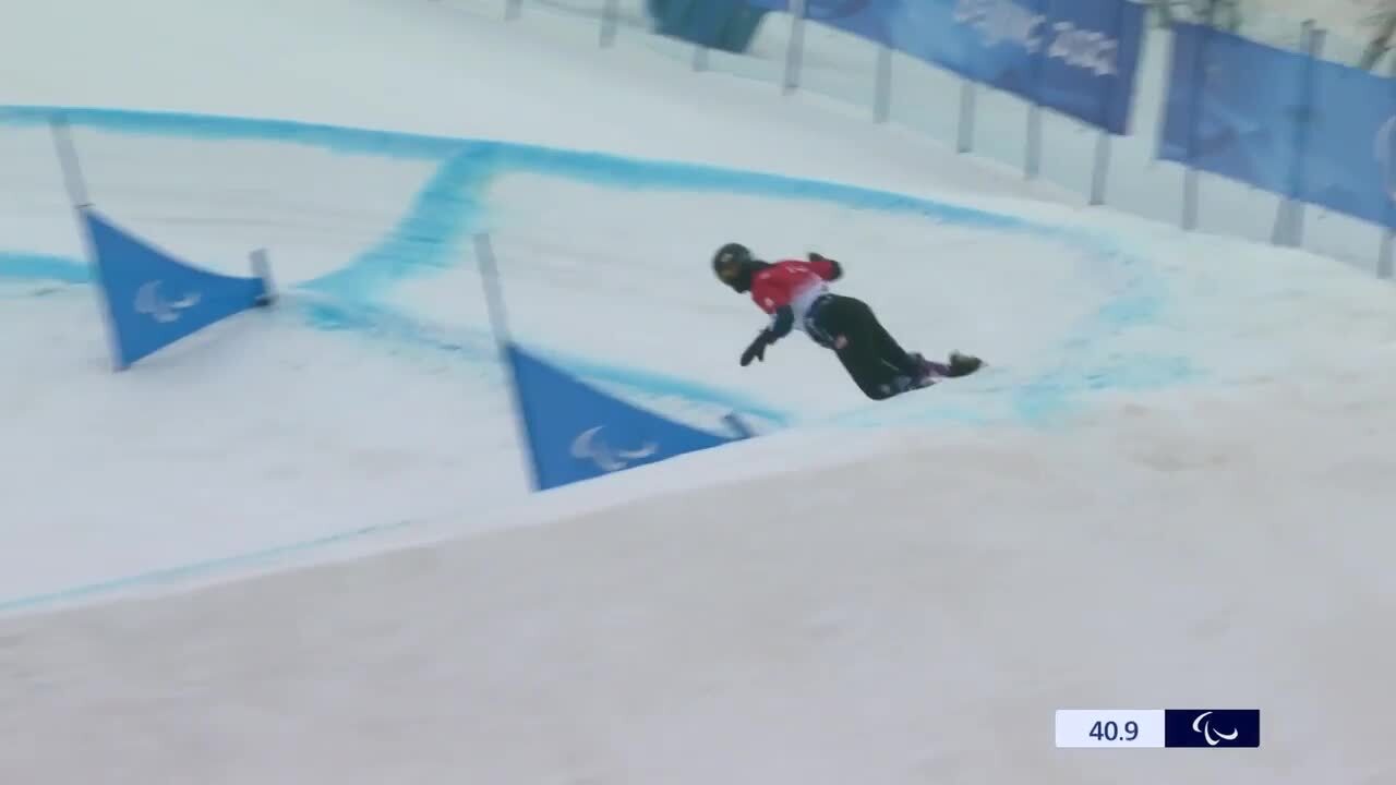 Brenna Huckaby Defends Gold in the Women's Banked Slalom | Para Snowboarding | Beijing 2022