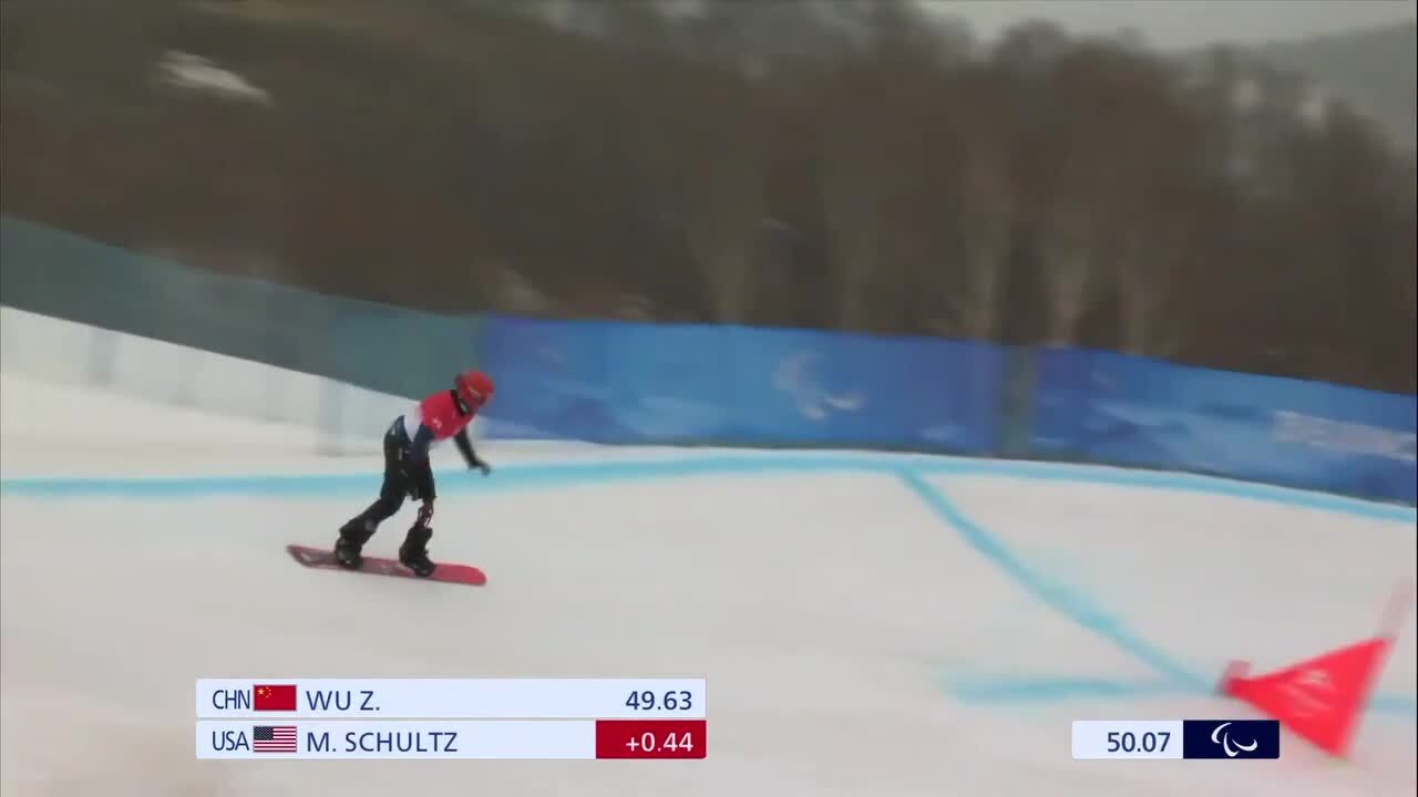 Mike Schultz Competes During the Men's SB-LL1 Banked Slalom Finals | Para Snowboarding | Beijing 2022
