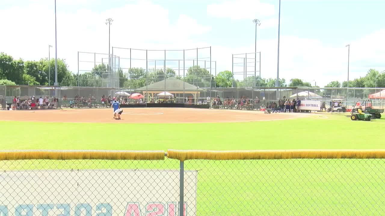 16 GOLD | July 25 | 11 am Field 1 | Championship | Hotshots vs CA Breeze