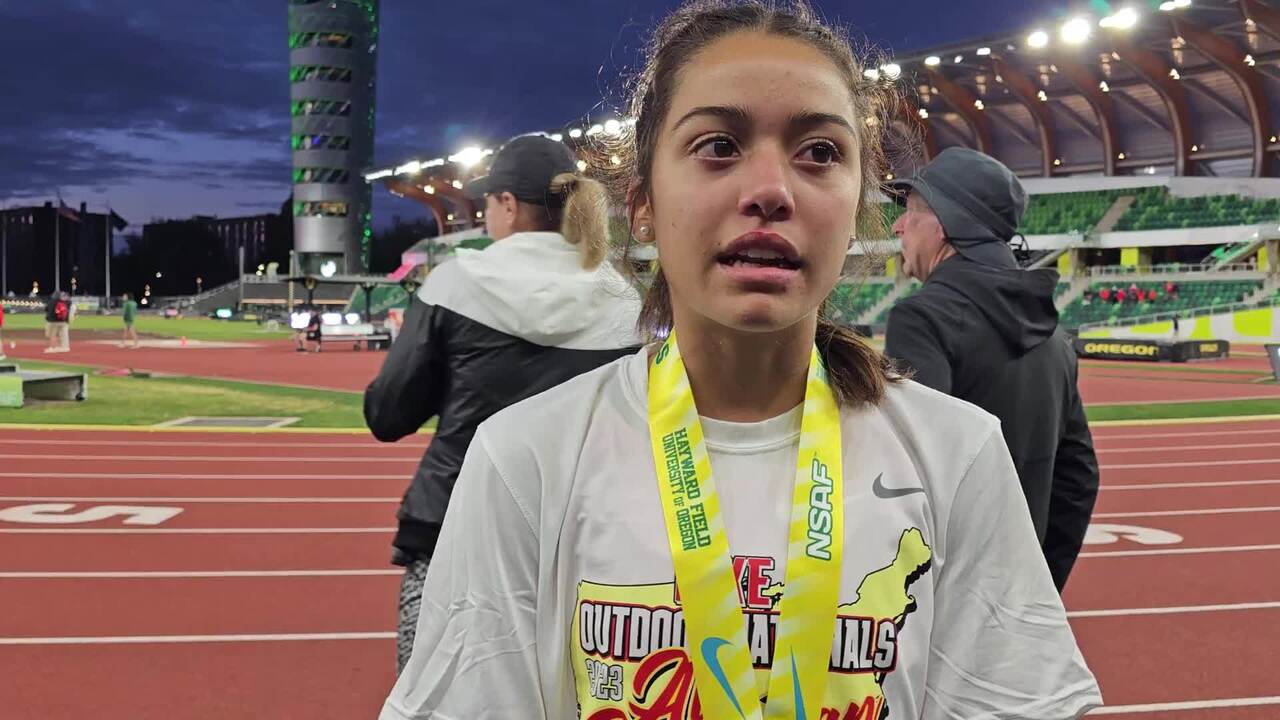 DyeStat.com - Videos - Elizabeth Leachman 3rd Place Girls 2-Mile ...