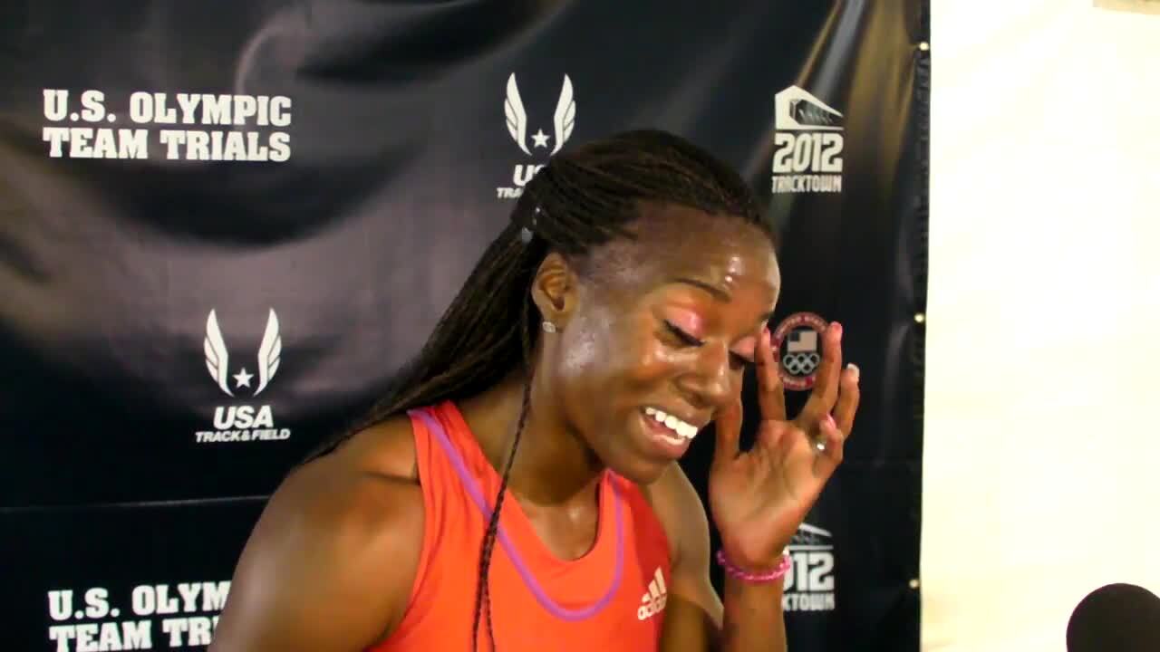 DyeStatPRO.com - Videos - Tiffany Williams 1st Womens 400m Hurdles Prelim  55.76 - USA Olympic Track and Field Trials 2012