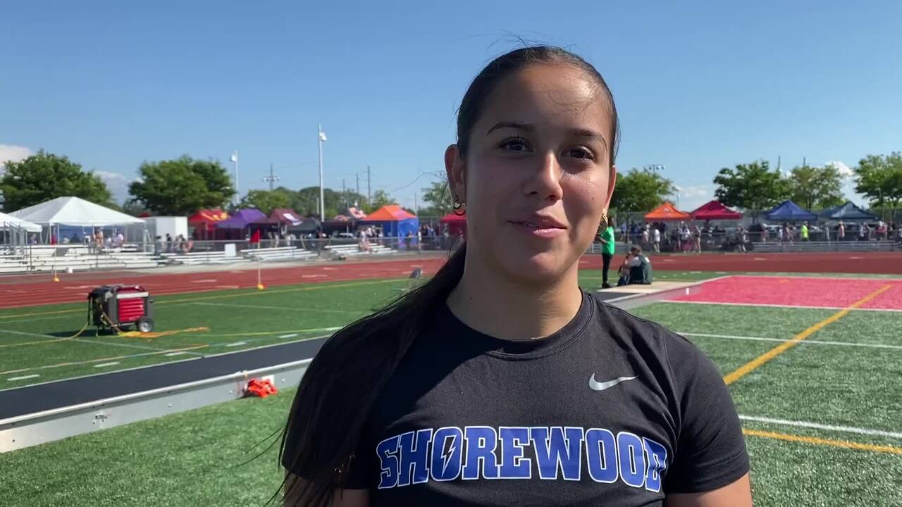 Videos Hana Moll 1st Place 3A Girls Pole Vault