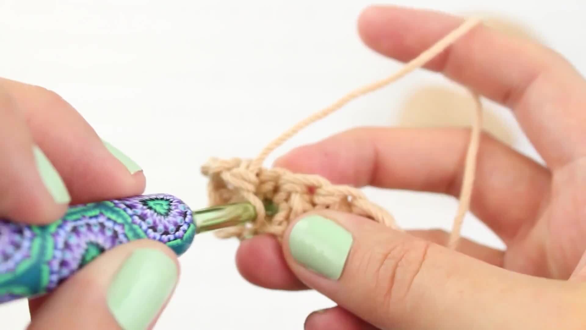 Alternating Spike Stitch (Left-Handed)