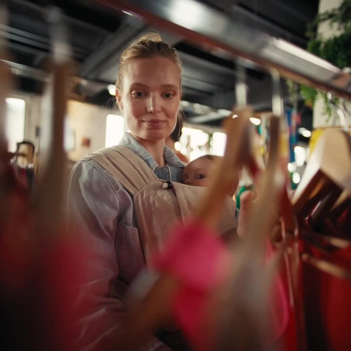 Stokke® Limas™ Carrier - Newborn Carrier Video 1