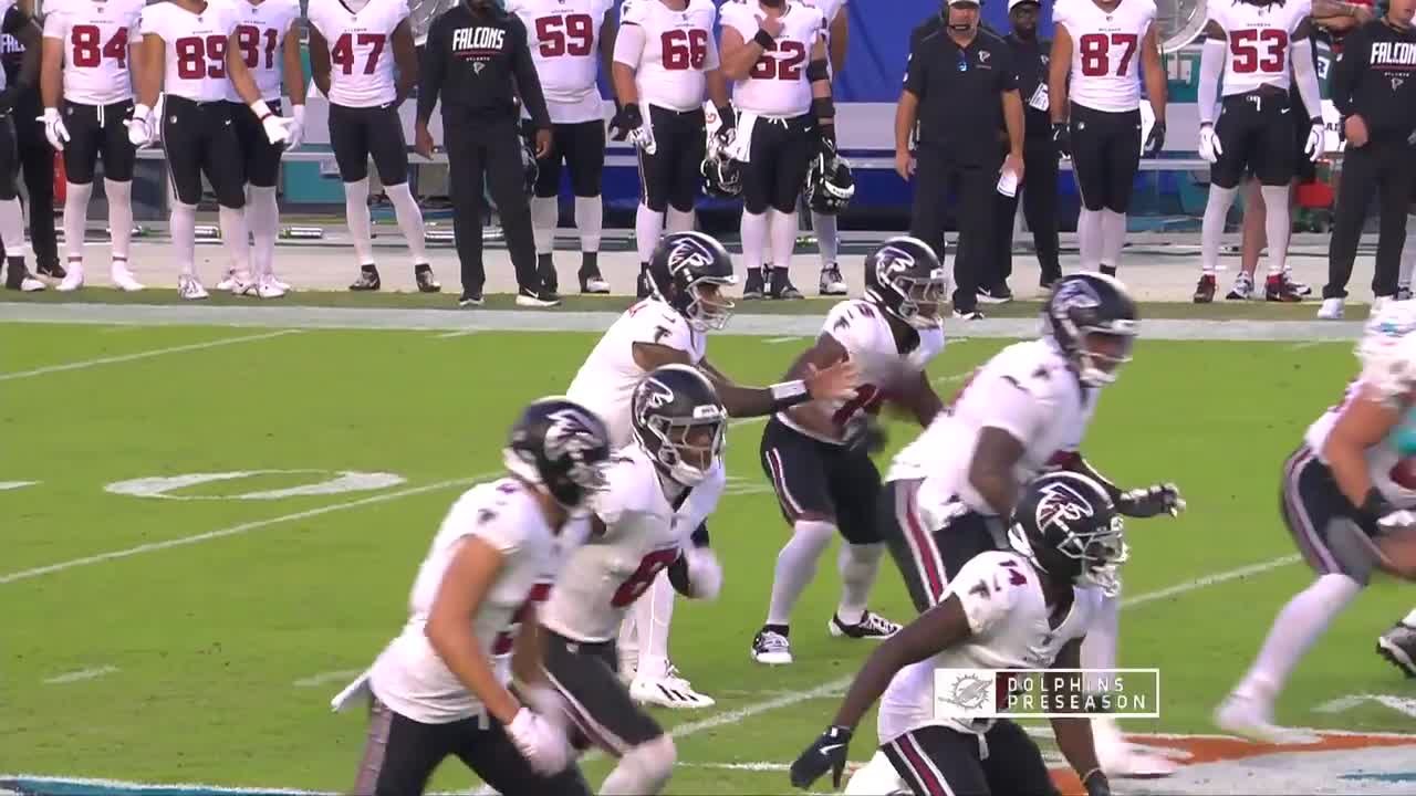 Can't-Miss Play: Pitts' 37-yard catch and run comes after TE finds open sideline space