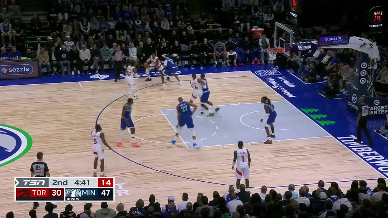 Collin Murray-Boyles slams it home