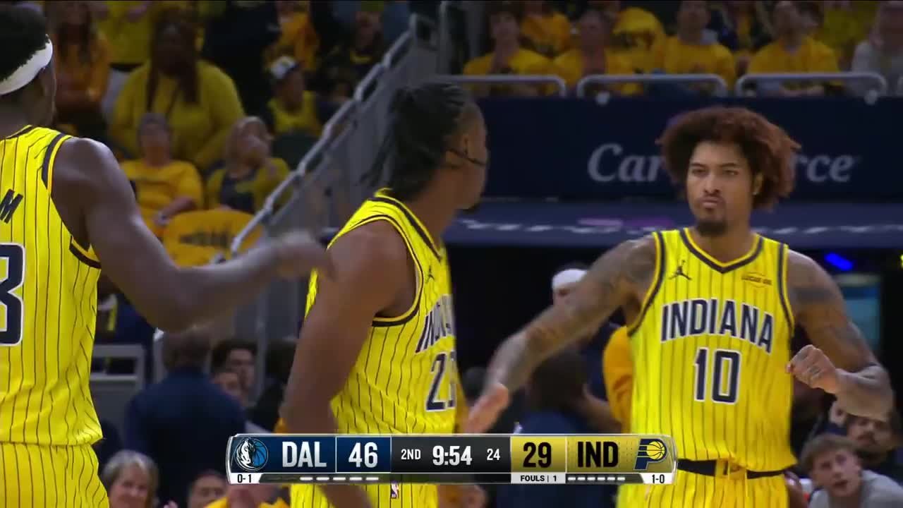 Aaron Nesmith with the And-1!