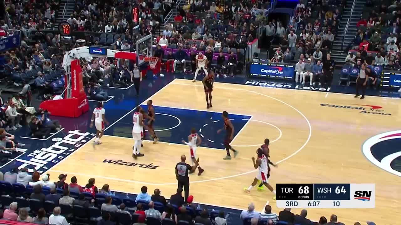 RJ Barrett with the flush