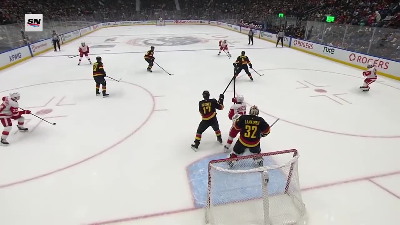 Vancouver Canucks vs. Detroit Red Wings - Game Highlights