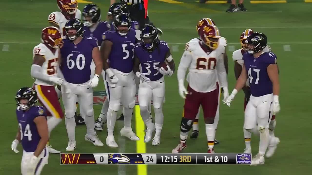 Can't-Miss Play: Hurdle and front-flip combo! Jonathan Ward goes airborne in a major way