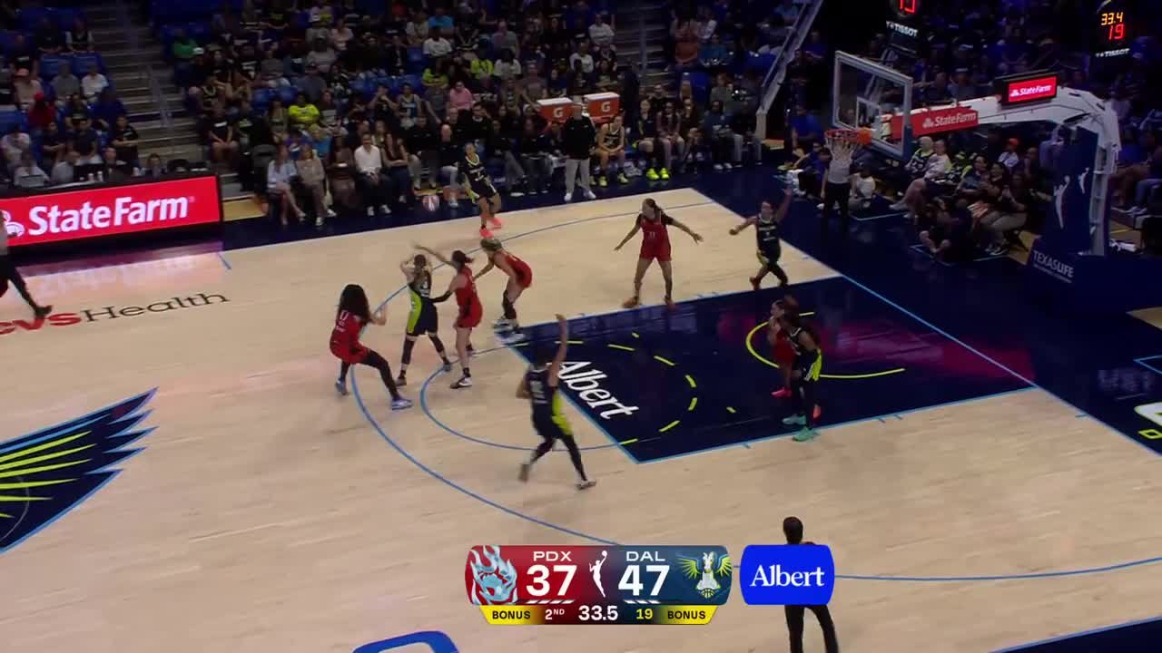 Alysha Clark Top Last Baskets of The Periods vs. Portland Fire