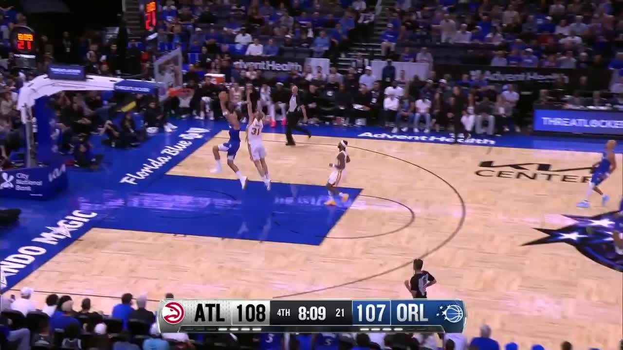 Franz Wagner rises up and throws it down