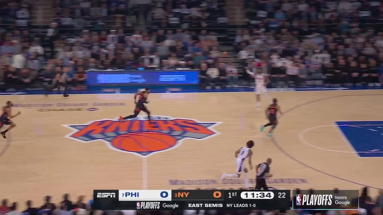 Kelly Oubre Jr. with the flush
