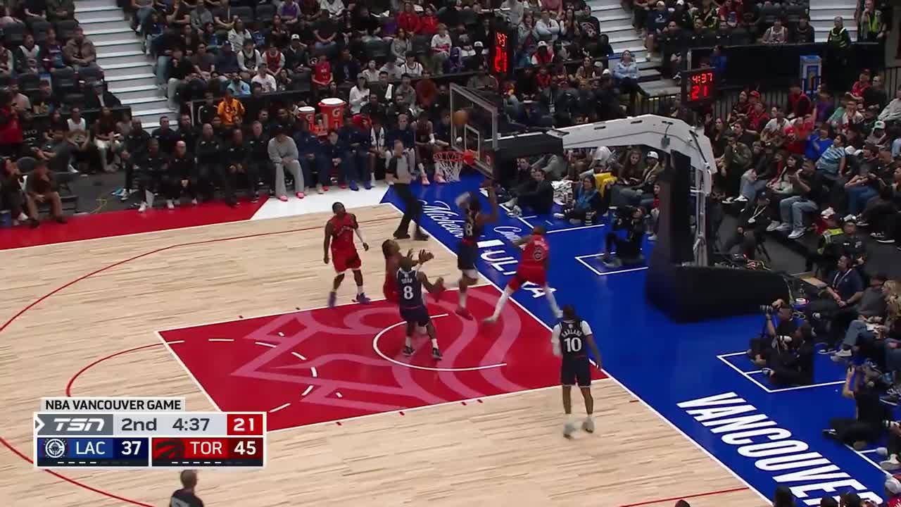 Jaden Bradley with the 2 Pt