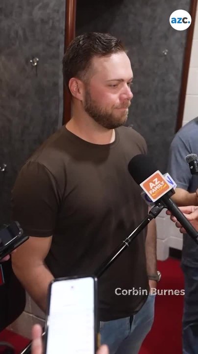 Diamondbacks players discuss the season's end and playing for Lovullo
