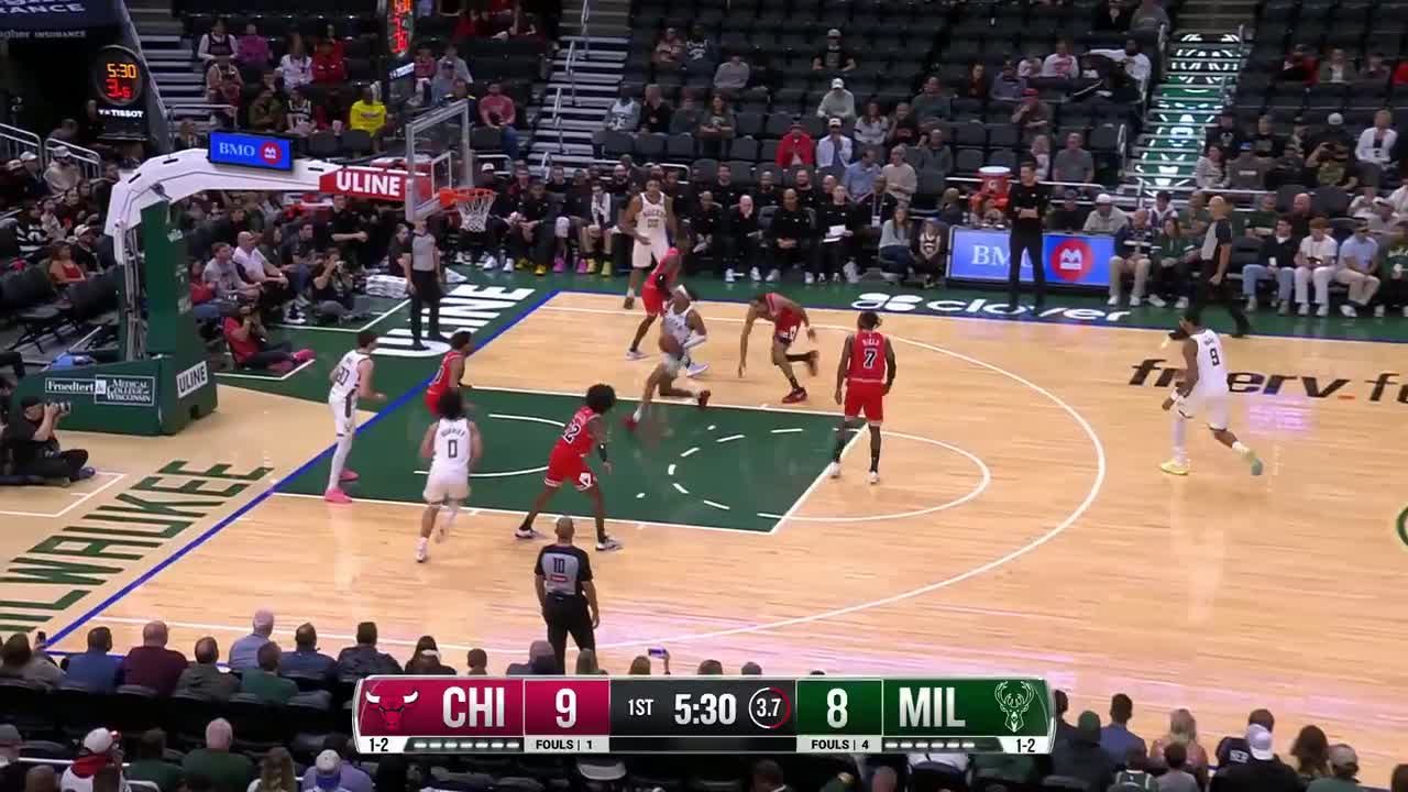 Ousmane Dieng with the flush