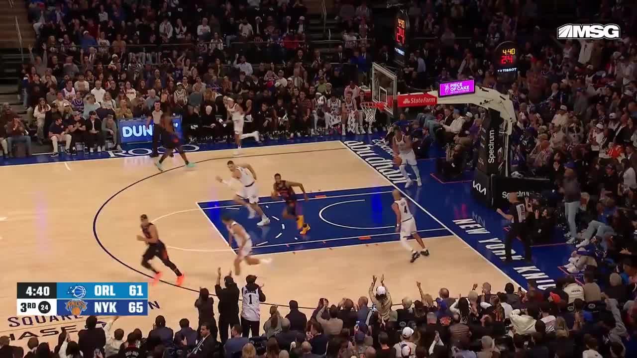 Josh Hart sets up the nice finish