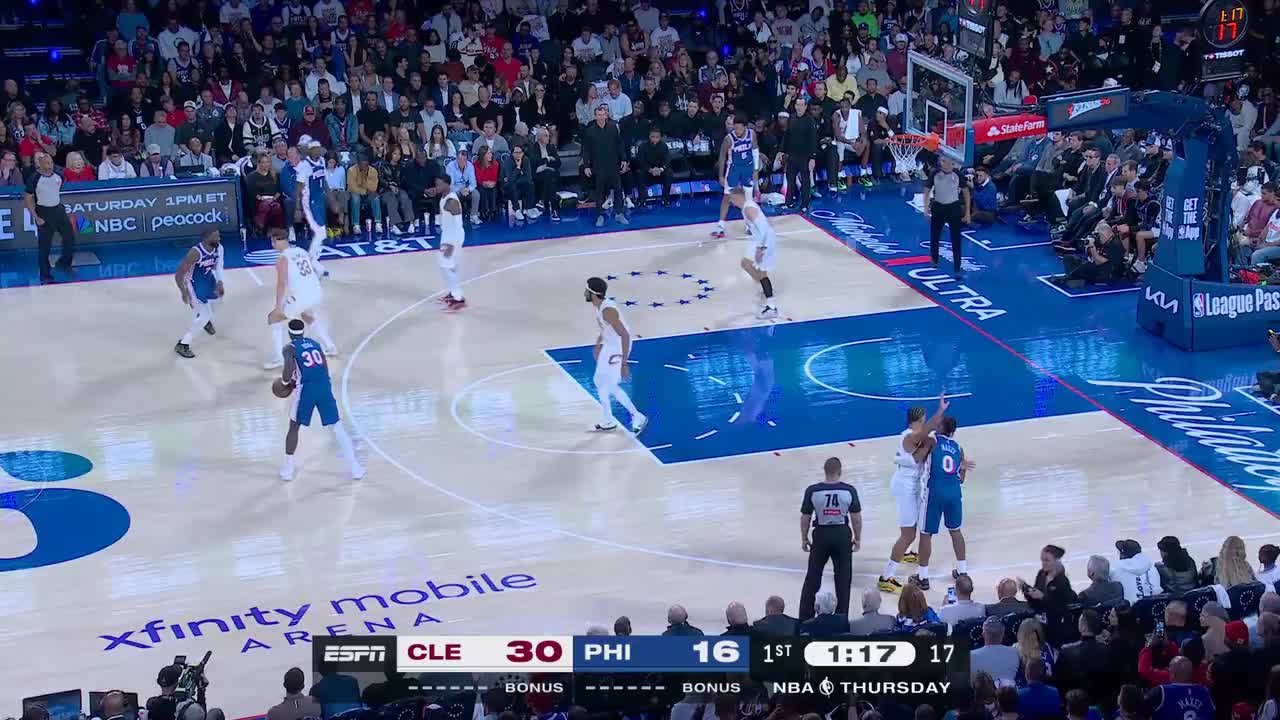 Mario Hezonja hammers it home